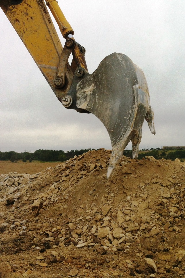 MultiRipper Talon Bucket from Leading Edge Attachments, Inc. design